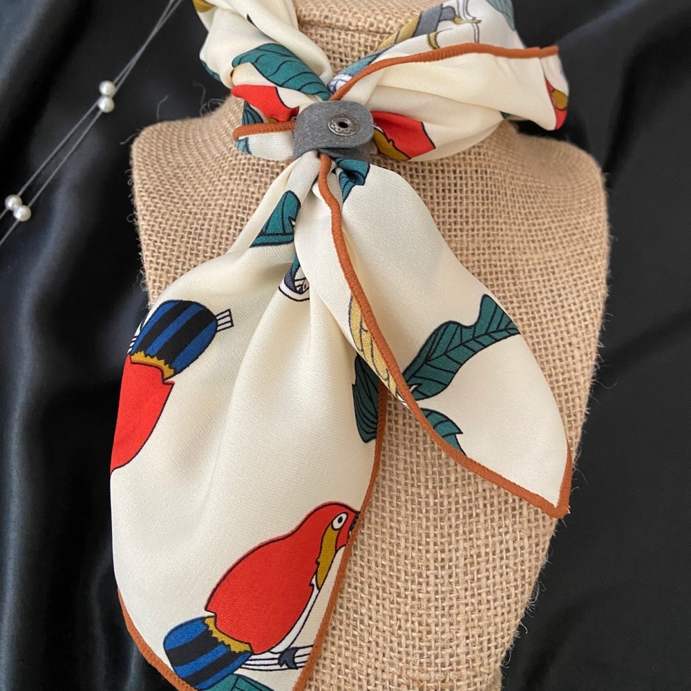 Parrot Birds Scarf Square - Picture 4 of 4